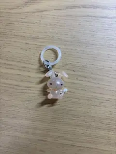 ねねちゃんうさぎ　めじるしアクセサリー　クレヨンしんちゃん