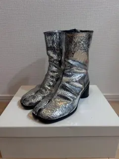 Maison Margiela 足袋ブーツ メタリックシルバーのサムネイル