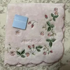 WEDGWOOD 花柄　刺繍 ハンカチ　ピンク　ローズ　ウェッジウッド