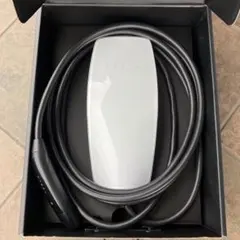 Tesla テスラ　Wall Connector ウォールコネクター　壁面充電器のサムネイル
