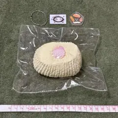 HOOHOO studio いちご 蒸しパン ケーキ スクイーズ