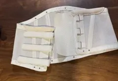 腰　コルセット