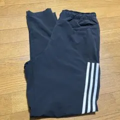 adidas 黒 ジャージパンツ