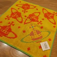 ヴィヴィアンウエストウッド　ハンカチ　③のサムネイル