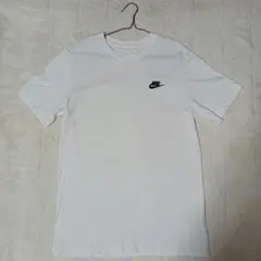 NIKE ワンポイントロゴ 半袖Tシャツ 白 M メンズのサムネイル