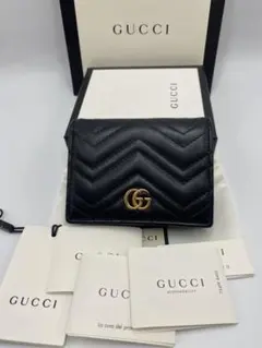 美品✨️グッチ 二つ折り財布 GGマーモント キルティング レザー 黒