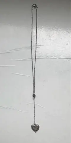 Brandy Melville ハートモチーフ ロングネックレス シルバー