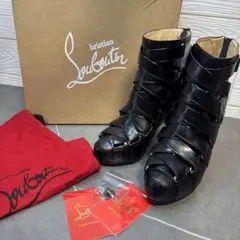 Christian Louboutin ルブタン ショートブーツ　ブラックのサムネイル