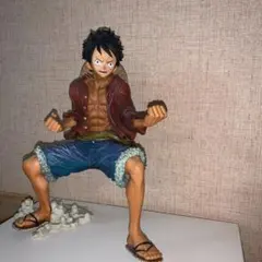 ワンピース ルフィ フィギュア