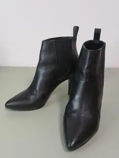 極美品☆ DIANA レザーブーツ サイドゴア ポインテッドトゥ 22.5cm