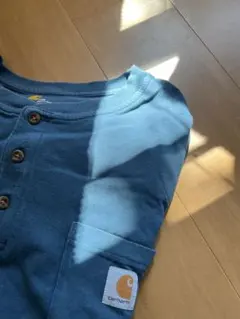 カーハート　ヘンリーネックTシャツ