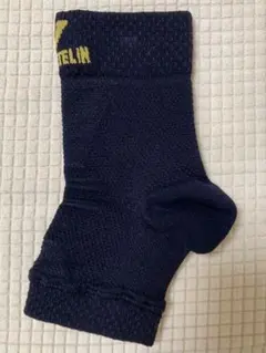 【Y2Kちゃん様専用】2つおまとめ　バンテリン　足首サポーター　M