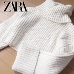ZARA リブ編み ショート丈タートルネック ホワイト