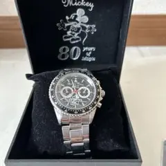 ディズニー　ミッキーマウス 80周年記念 クロノグラフ腕時計