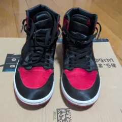 NIKE AIR JORDAN 1 SATIN BRED