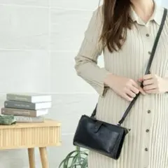 【美品】zucchero お財布 ショルダーバッグ スマホショルダー 本革 黒