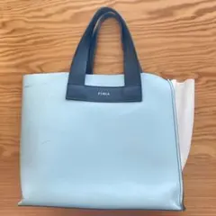 フルラ　ハンドバッグ　おしゃれ　レザー　本革　ブルー　ベージュ　ブラック　3色