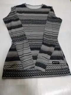 週末限定値下げ！バートン Burton 長袖 Tシャツ レディース XS