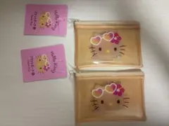 ダイソー　セリア　日焼けキティ　フラットポーチS 2個セット　ハローキティ