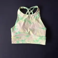 Lululemon ブラのサムネイル