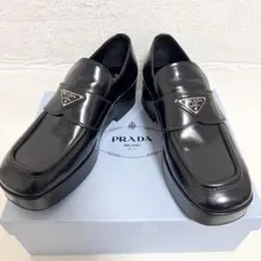 美品 プラダ チョコレート ブラッシュドレザー　ローファー 25.5cm