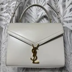 YSLサンローランショルダーバッグのサムネイル