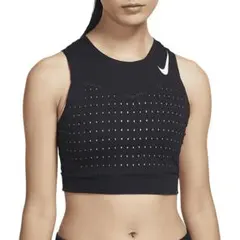 新品紙タグ付き　NIKE ナイキレディースタンクトップ　S