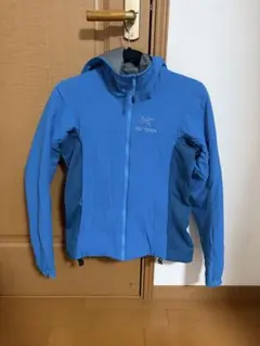 マウンテンパーカー