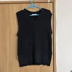 新品タグ付きany FAM ネイビーVネック ニットベスト