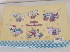 ちいかわ×サンリオキャラクターズ　レジかごバッグ　イエロー
