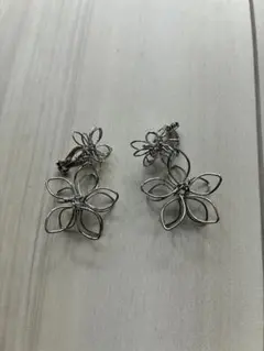 フラワーデザイン シルバー イヤリング