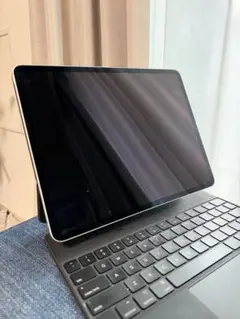 Apple iPad Pro シルバー キーボード付き 12.9 4th Gen