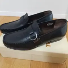 TRUSSARDI黒 ローファー リング付きベルトのサムネイル