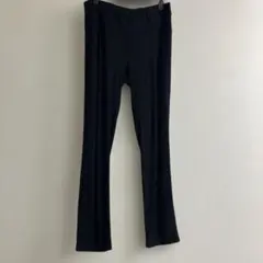 スキニーに近いフィットネスパンツ