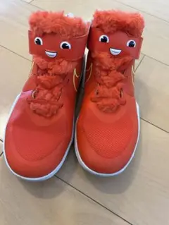 Nike 赤 キャラクター付き ハイカットシューズ　US3Y