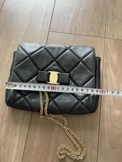 Salvatore Ferragamo キルティング チェーンショルダ
