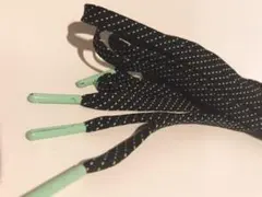 adidas スニーカー