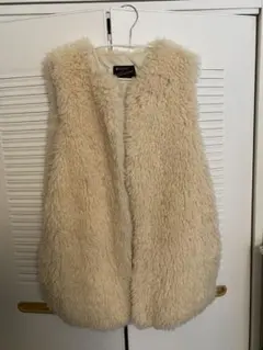 Kastane クリーム色ファーベスト