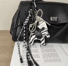 じゃらじゃらキーホルダー　バッグチャーム　キーチャーム　馬　レザー　黒