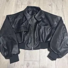なちゃん様専用 ブラック クロップドレザージャケットのサムネイル