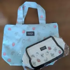 カルディ　いちごバッグ　2026 保冷バッグ
