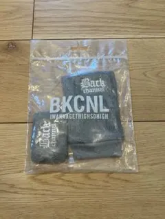 BACk CHANNEL バックチャンネル リストバンド セット 新品のサムネイル