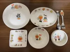 アンパンマン　食器セット　すかいらーくグループ