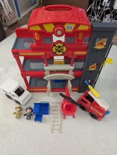 す*読様 消防署 プレイセット FIRE STATION 中古 レスキューのサムネイル