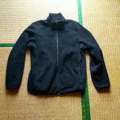 ブラックフリースハイネックジャケット