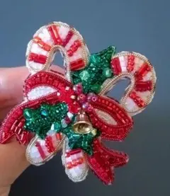 ☆ハンドメイド☆ビーズ刺繍ブローチ…キャンディケーン