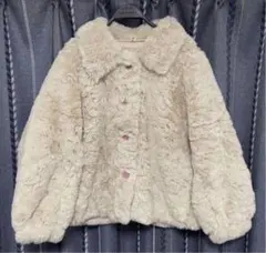 クリーム色ファーコート ボタン付き　ヴィンテージ古着　レトロ　アウター