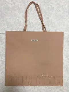 「まとめ売り」23枚 MIU MIU ショッパー 紙袋　コットン紐　ピンク 白 miumiu 紙袋 ショッパー - メルカリ