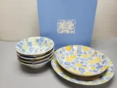 【未使用】Sango ディズニー ミッキー＆ミニー 花柄 ボウル プレート 皿