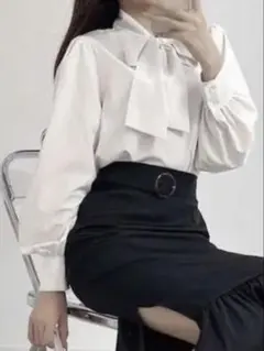 【お値下中✨】美品✨GRL リボンボウタイ付き ホワイト長袖シャツ